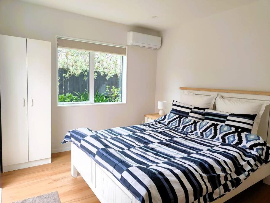 Two bedroom homestay with private entrance in convenient location - Housity