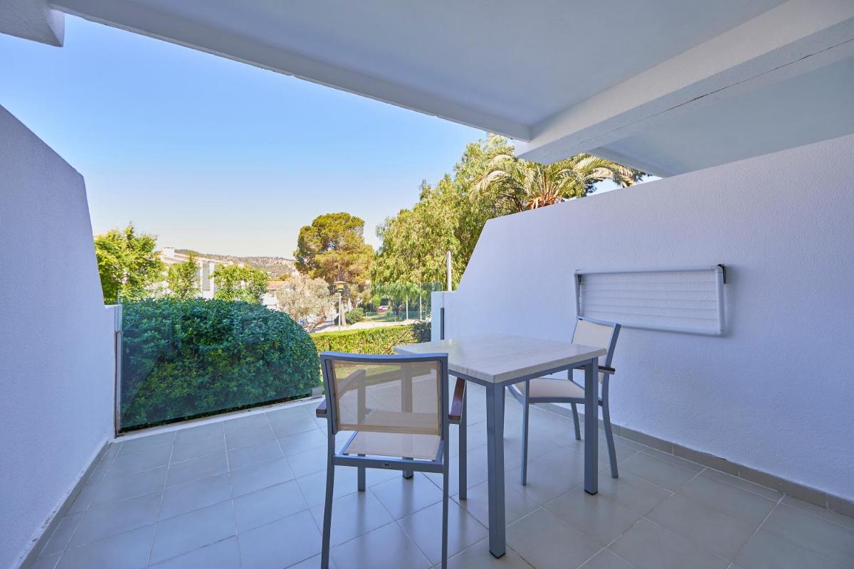 Un balcón o terraza de Aparthotel Ponent Mar