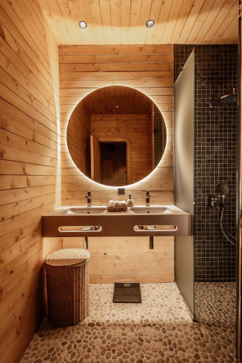 Un baño de Hotel Maribel
