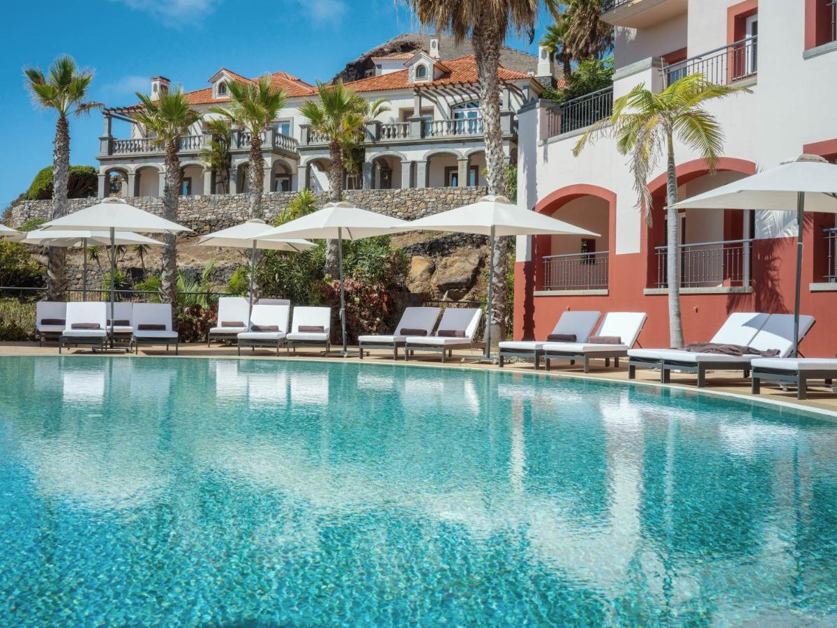 A piscina em ou perto de Dreams Madeira Resort Spa & Marina