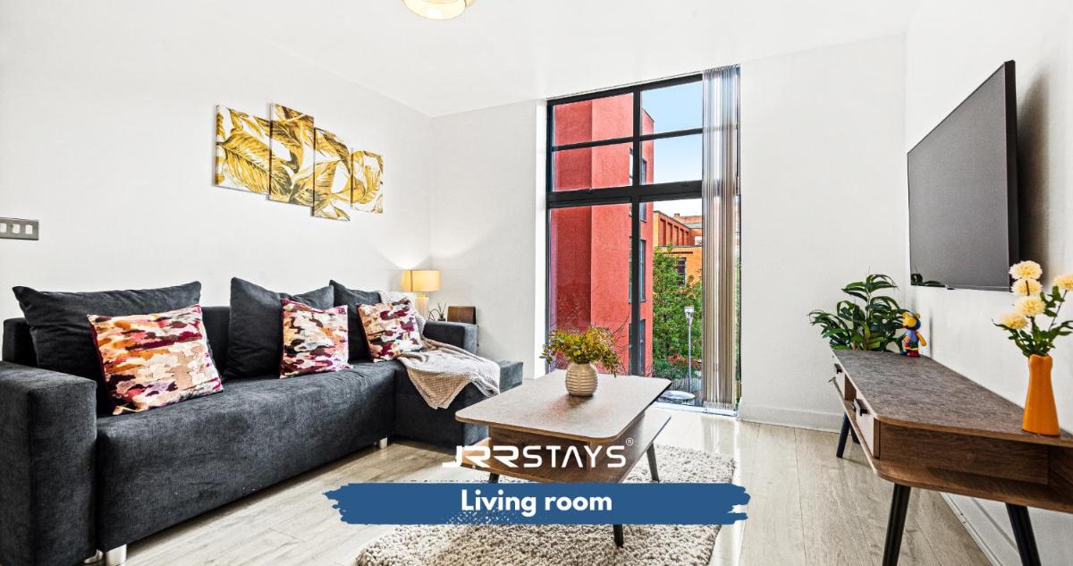 JQ 2 Bed Sleeps 6 - JRR STAYS B3 Birmingham - Housity