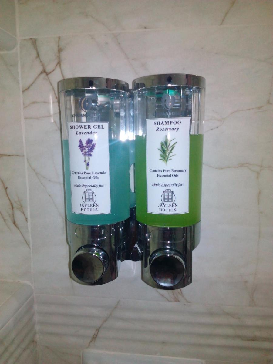 Jayleen Clarke Quay Hotel - Housity