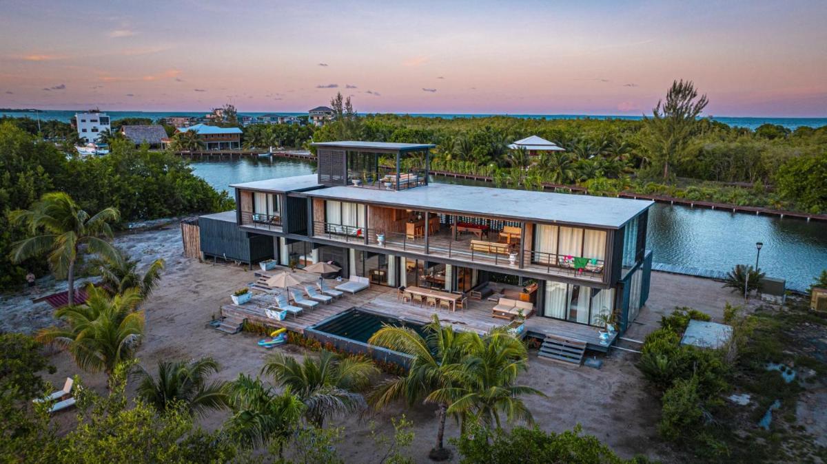 NEW Modern Ocean Front Villa on Private Island - Housity