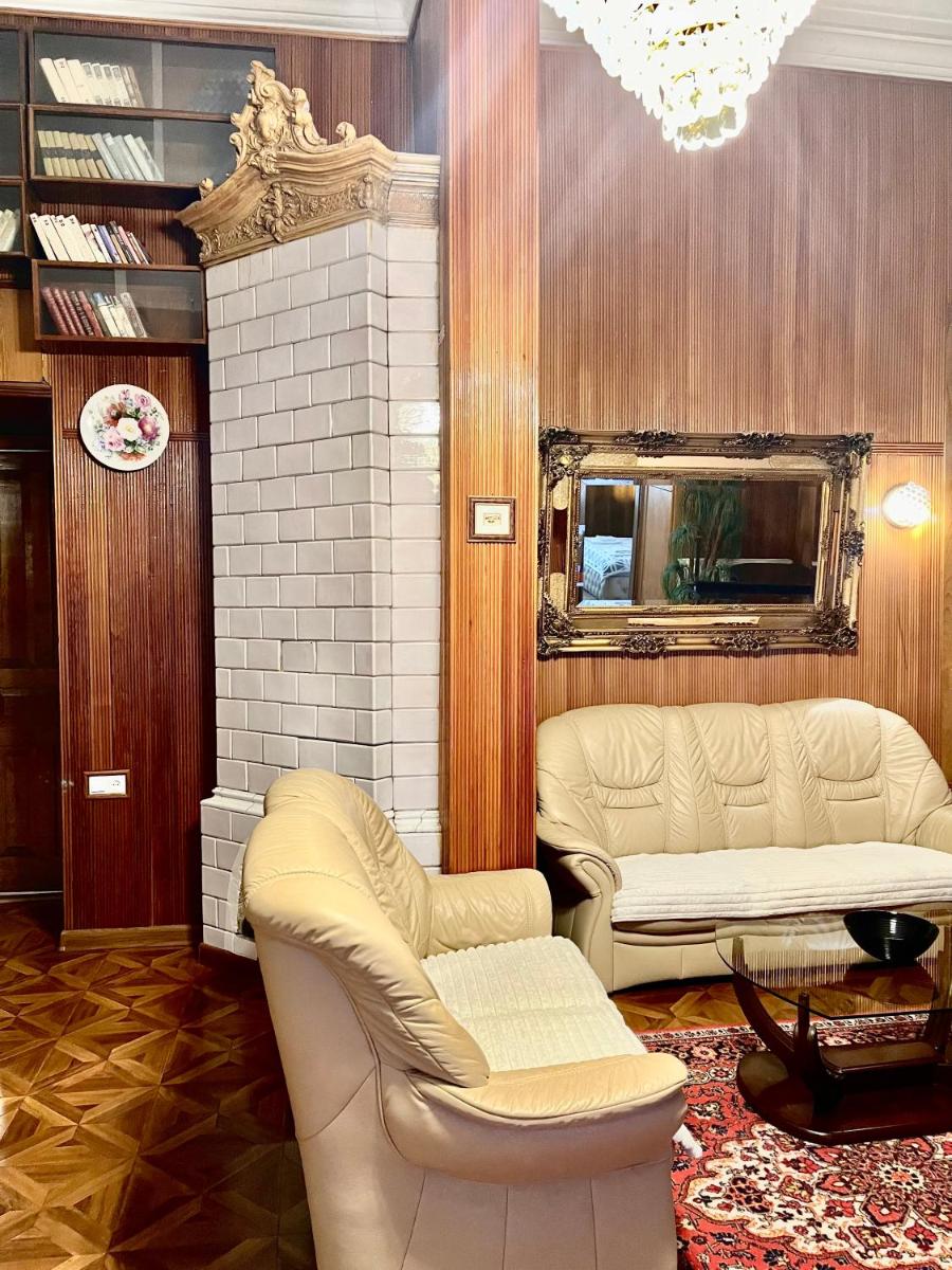 Town Center Rustaveli ApartHotel - Housity