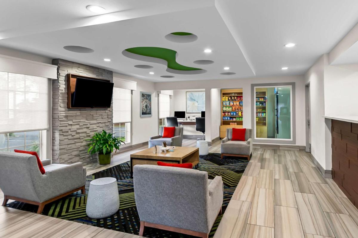 Best Western Niceville - Eglin AFB Hotel - Housity
