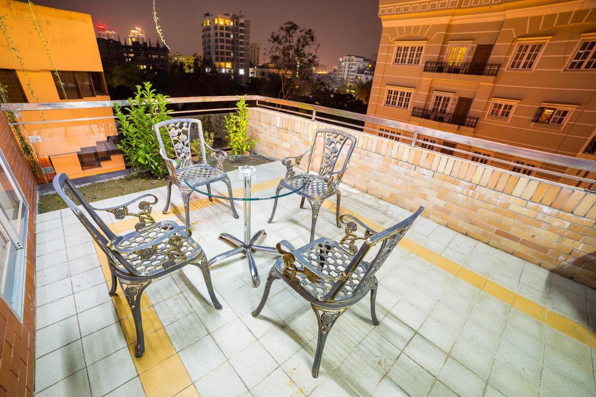 Nascent Gardenia Luxury Suites - Housity
