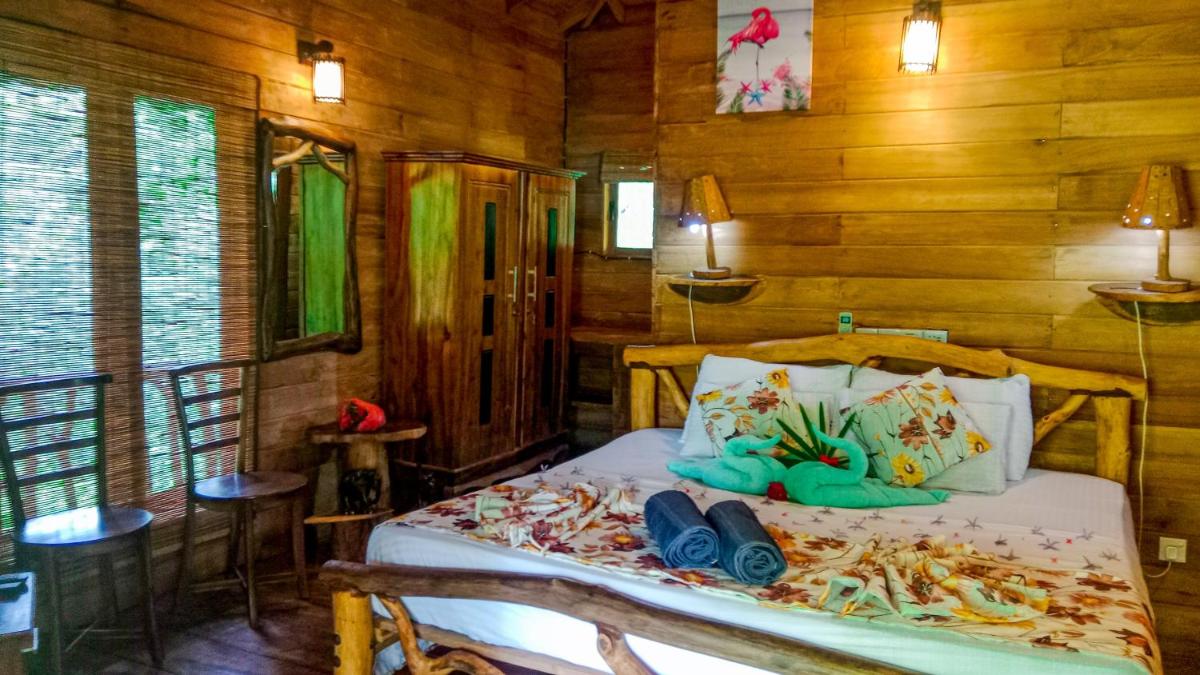 Lotus Eco Villa - Hizvo