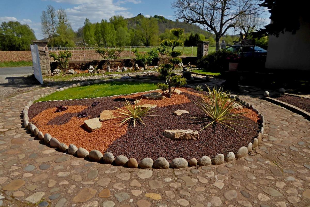 L'Oustal des Bons Vivants - Housity