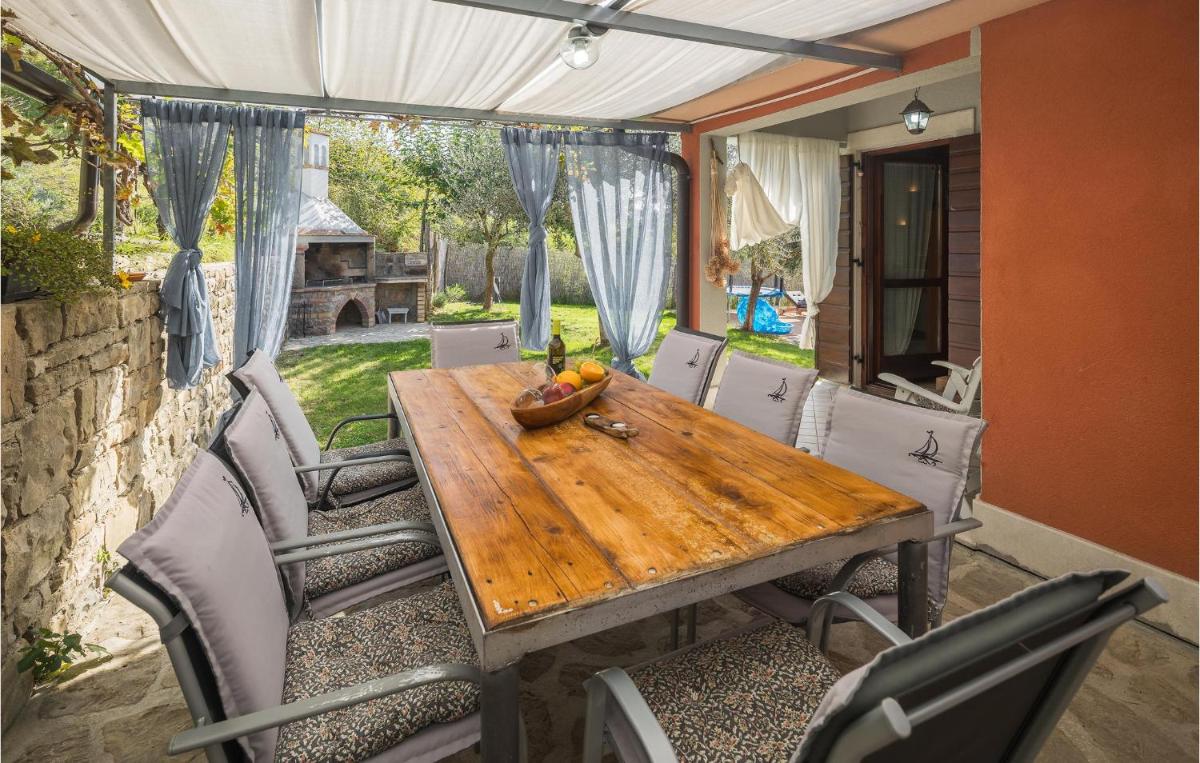 Holiday Home Krasica Cr - Housity