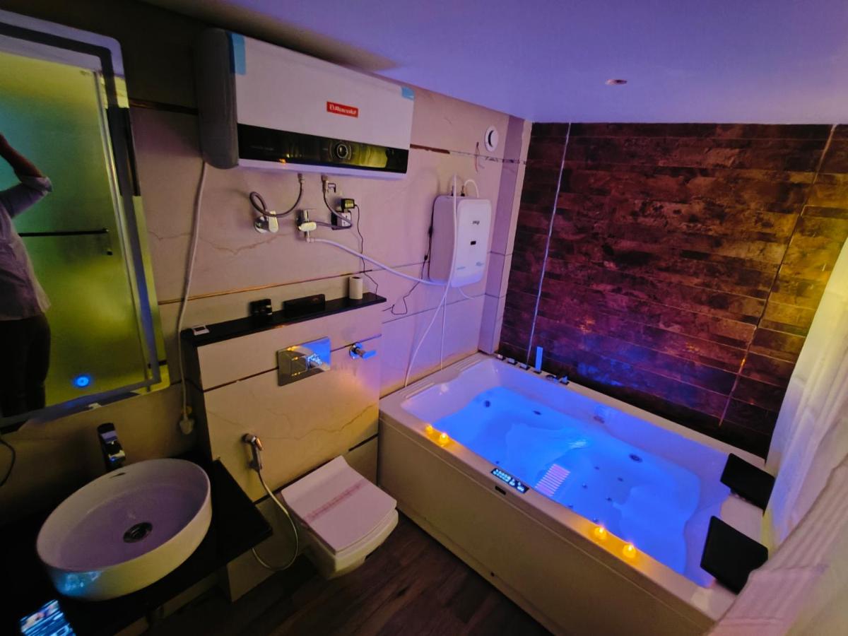 The Vacation Villa Agra A Boutique Hotel Near Taj Mahal - Hizvo