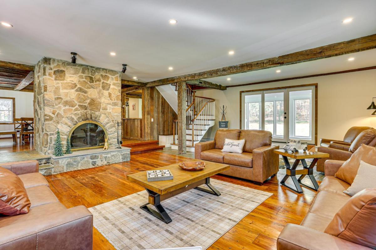 Indoor Pool, Gym and More Catskills Retreat House - Housity