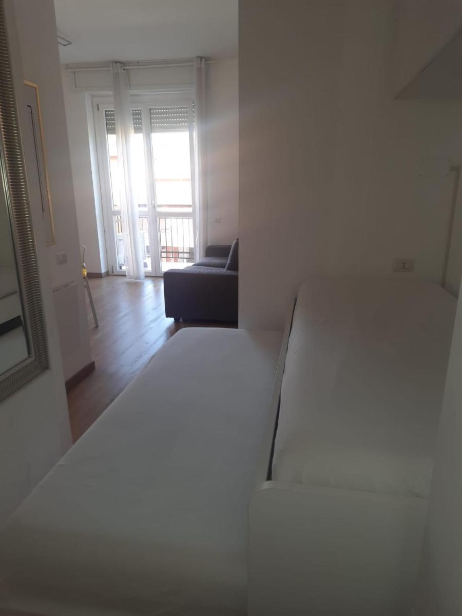Modern House Dergano a 150 metri Metro - Housity