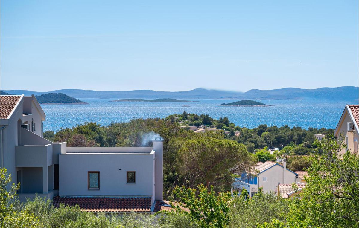 4 Bedroom Awesome Home In Drage - Housity