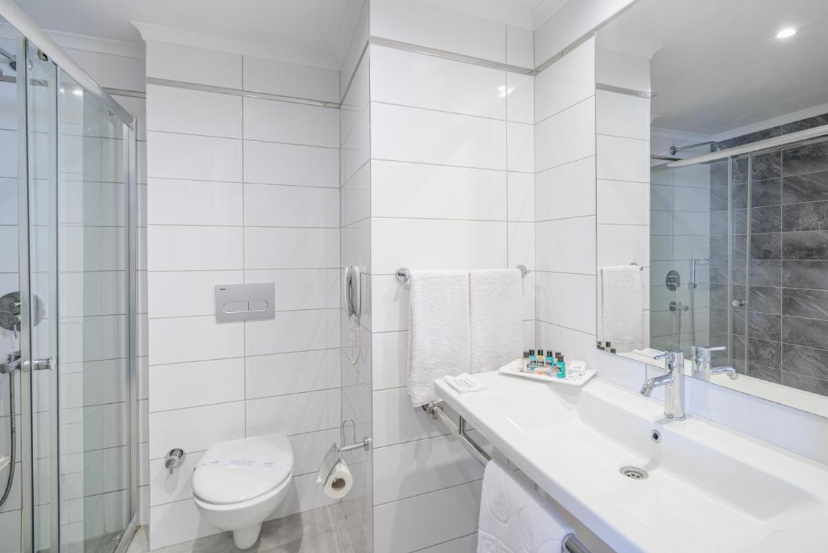 Avena Resort & Spa Hotel - Hizvo