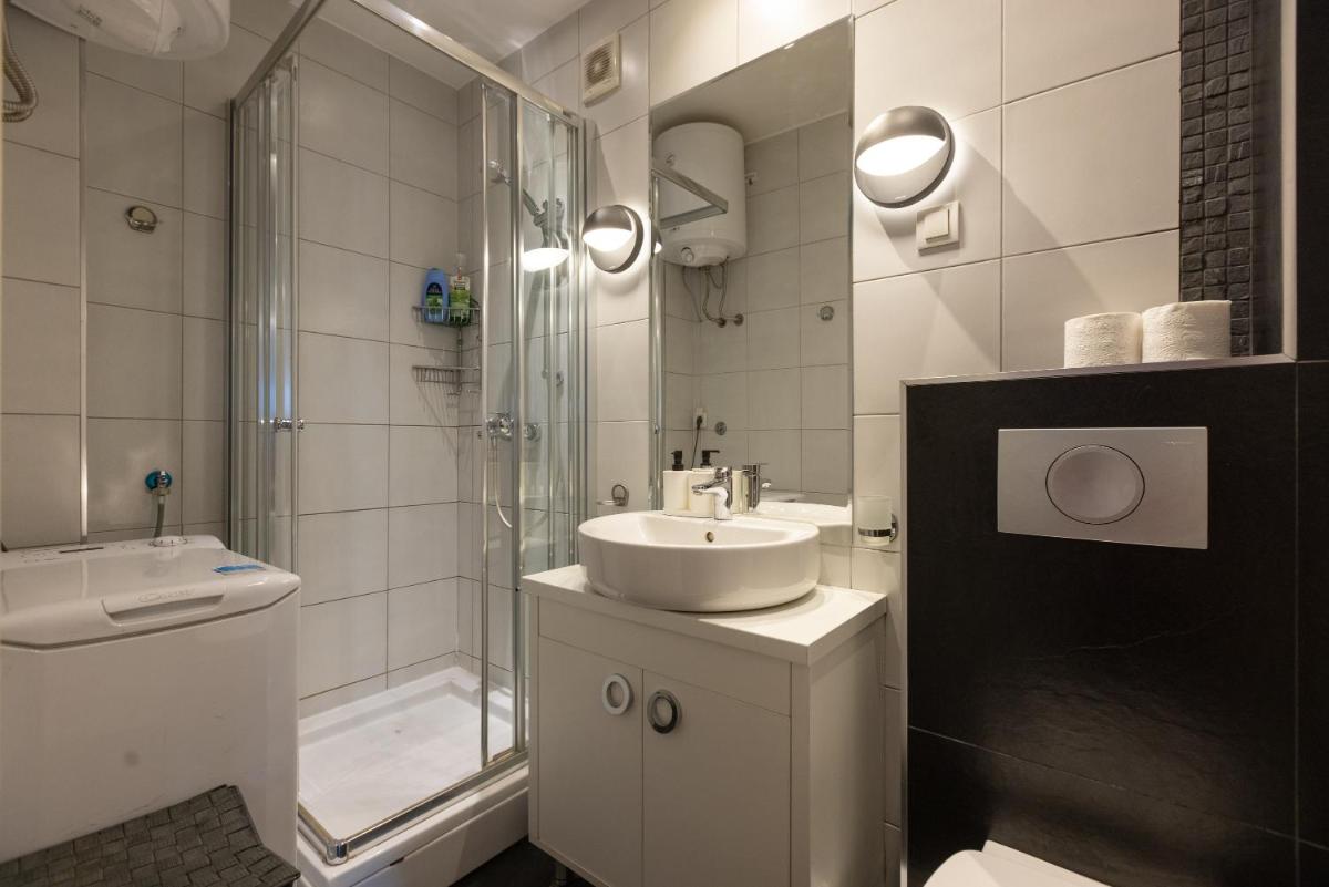 Central Park Apartments - Housity