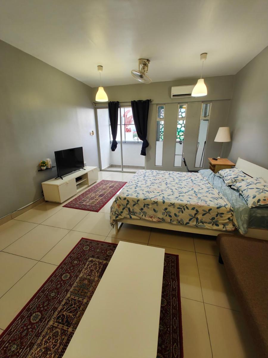 Honrosa Studio at KBCC Service Apartment -with unifi - Housity