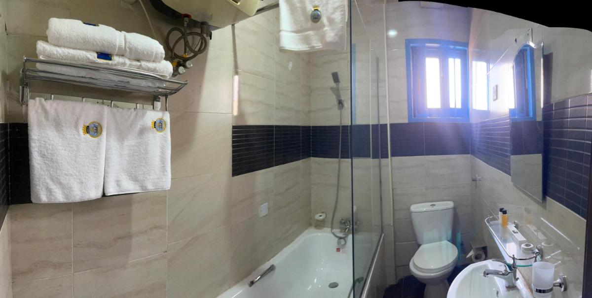 Suitetrails - AA Hotel and Suites