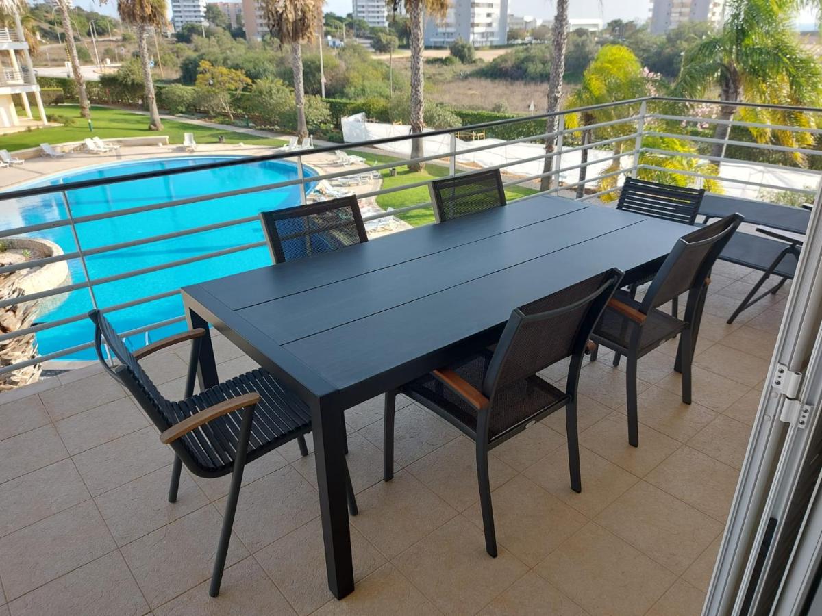 Portugal Rentals Vila da Praia Apartments - Housity