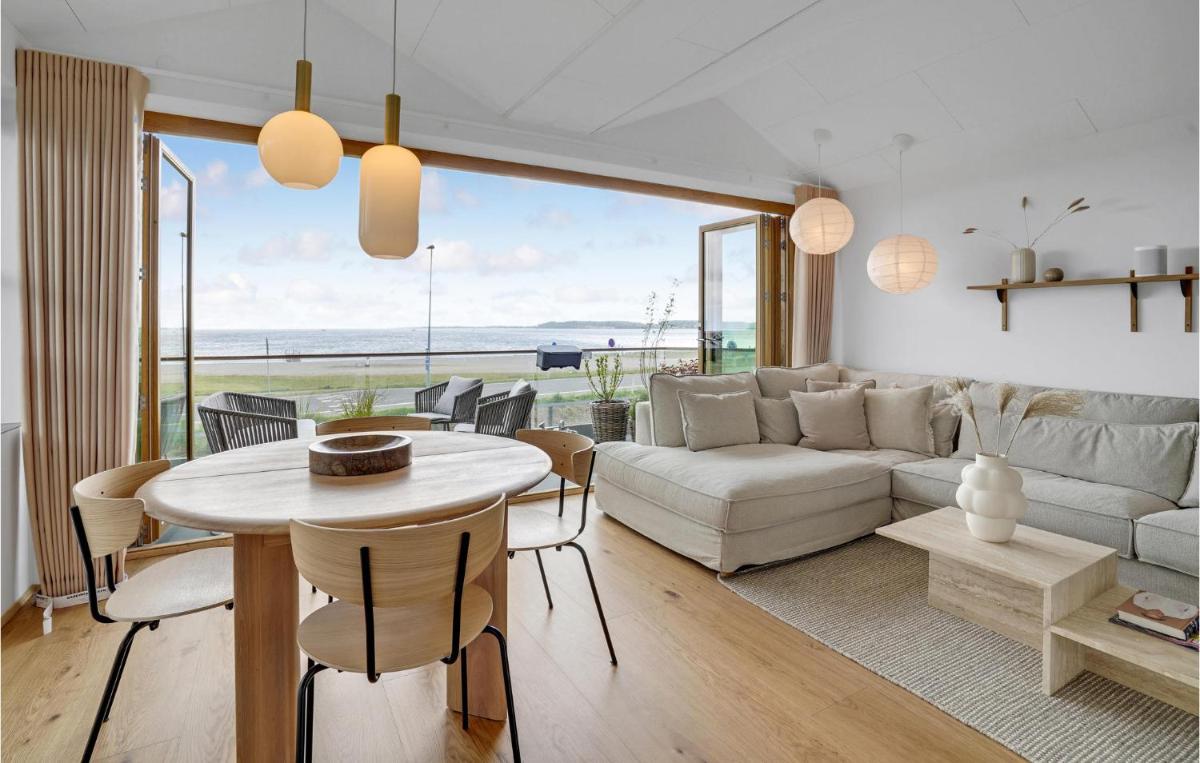 Cozy Apartment In Kerteminde With Wifi - Housity