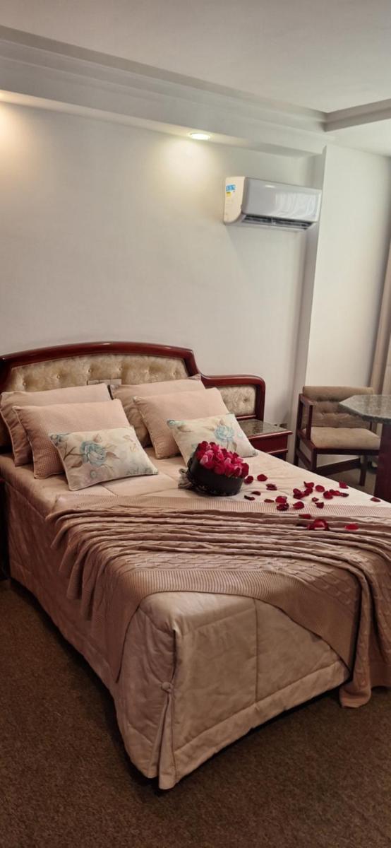 Maxim Plaza Hotel - Housity