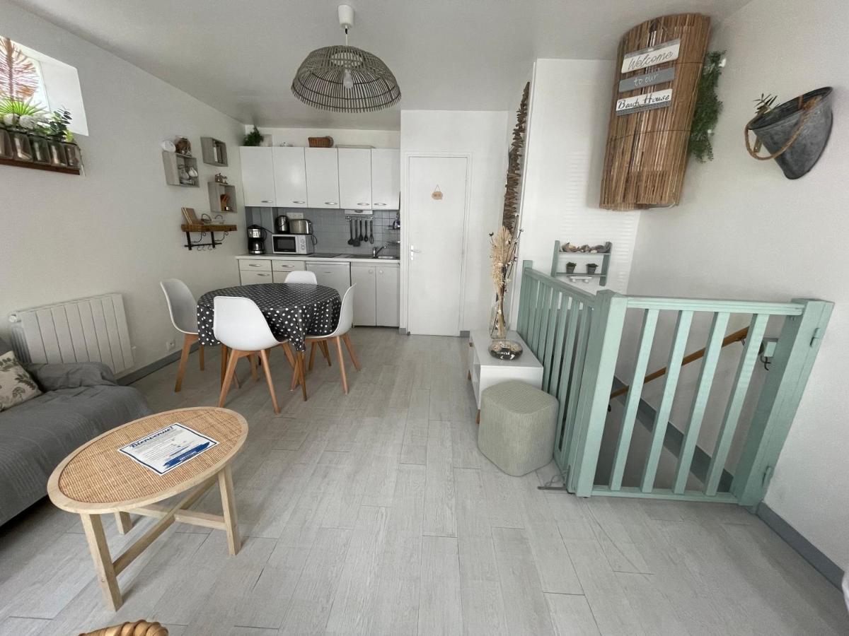 Houlgate SOUPLEX 50m plage et commerces - Housity