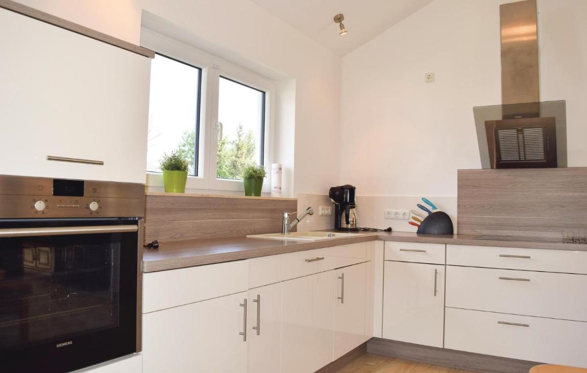 Amazing Home In Gerolstein With Kitchen - Housity
