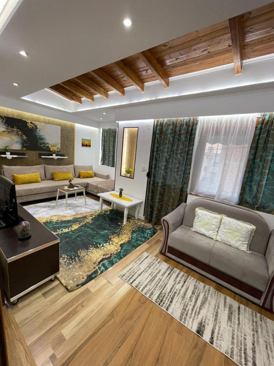 Vila Katalea - Housity