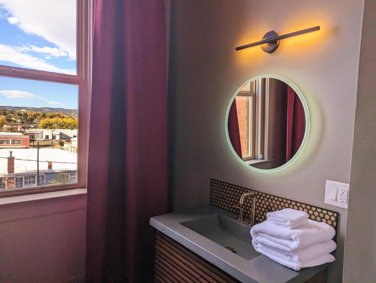 The Well Hotel & Taproom - Housity