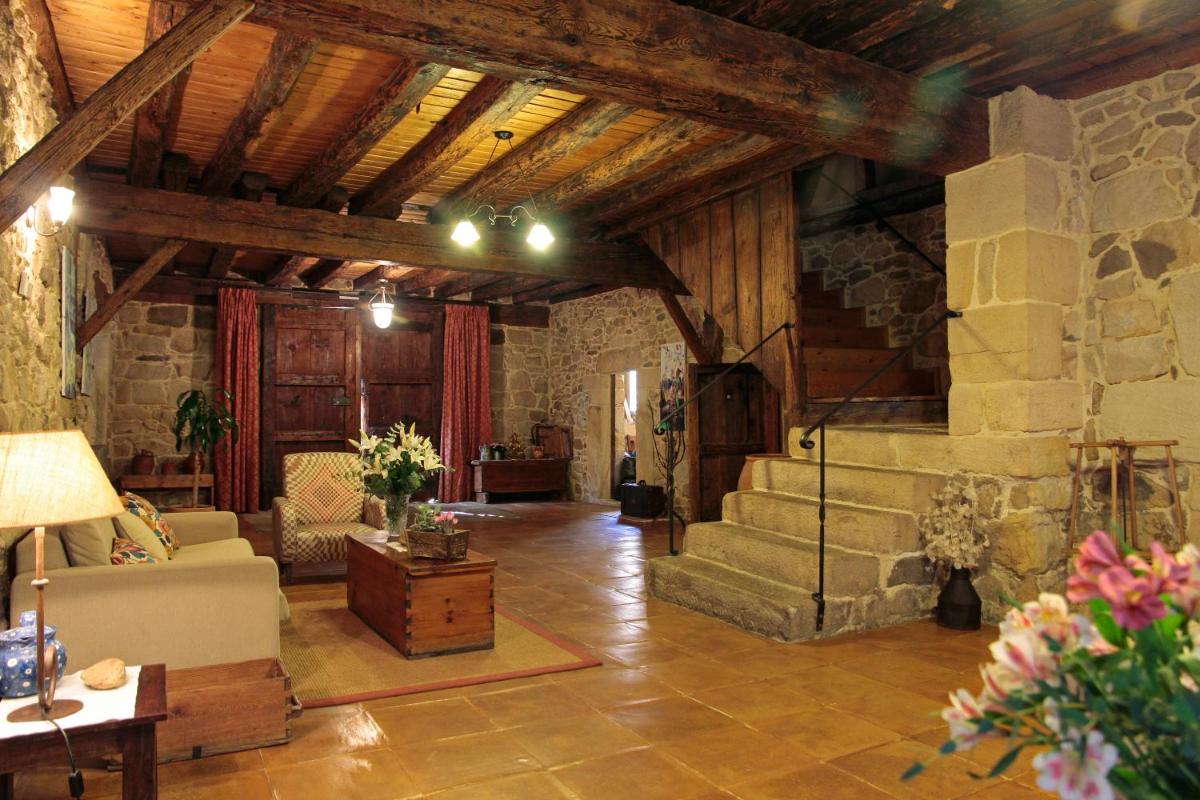 La Casona de El Royo - Housity
