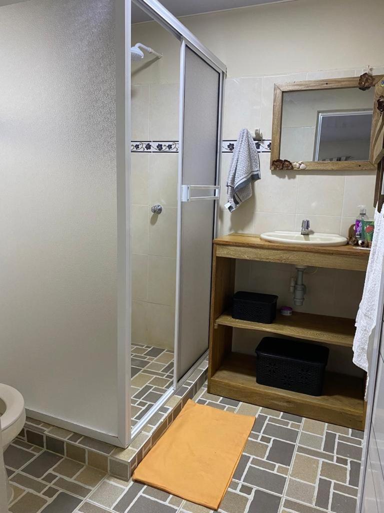 Zéfiro Hostal - Housity