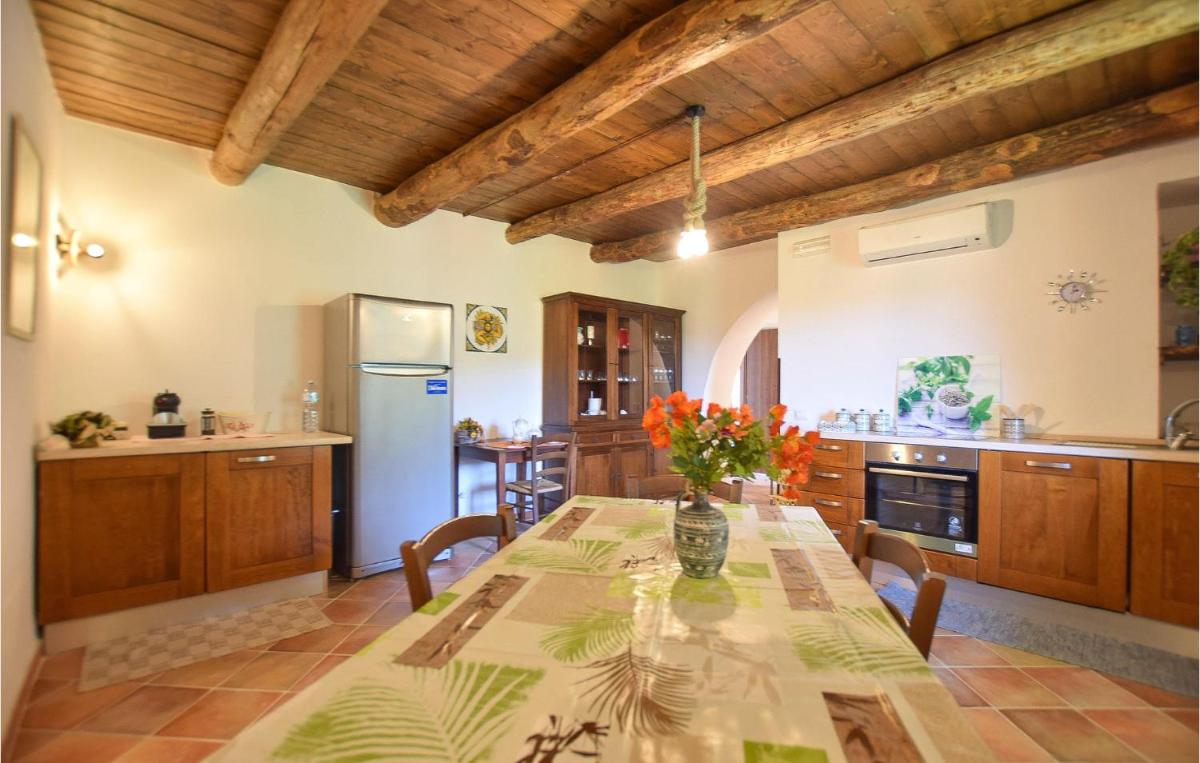 Lovely Home In Prignano Cilento - Housity