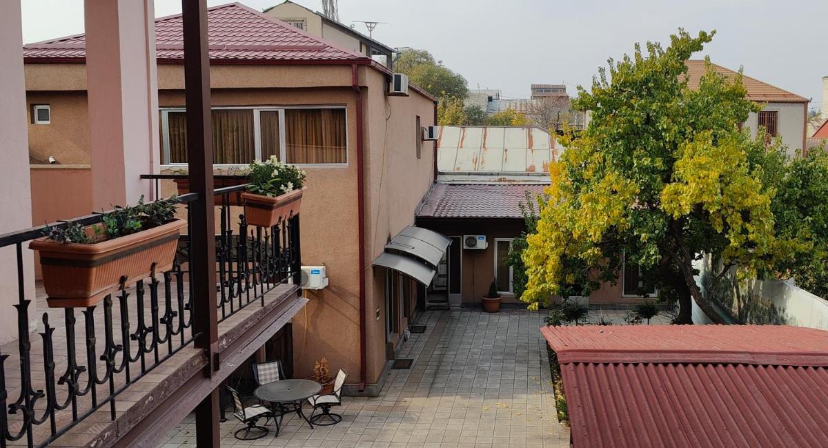 Areg Hotel - Housity