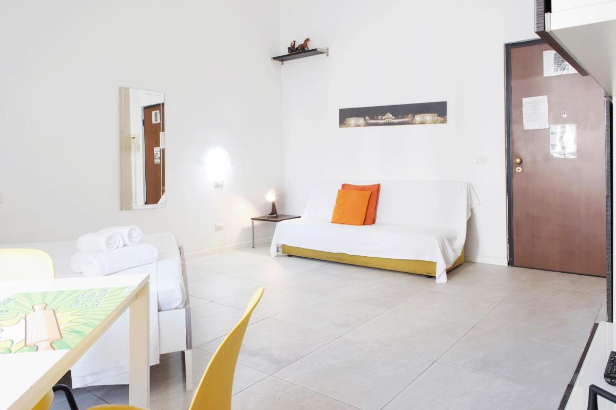 Smart Apartment Central Station - Housity