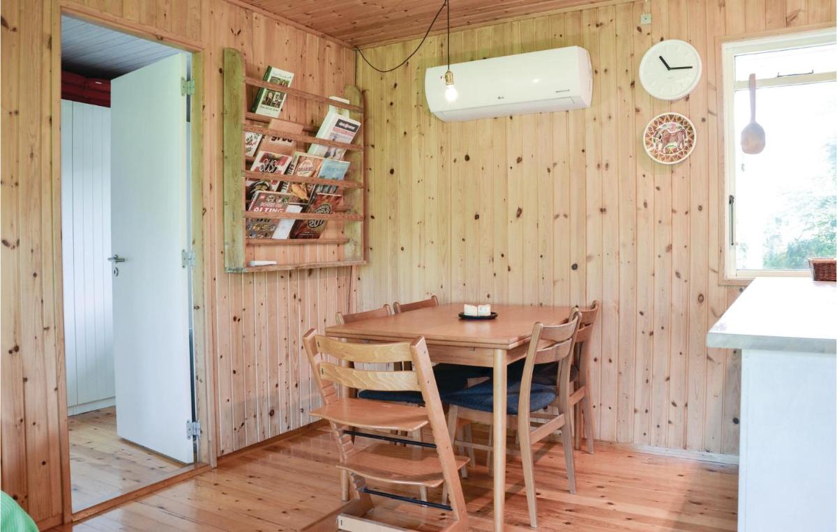 Three-Bedroom Holiday Home In Skibby - Housity