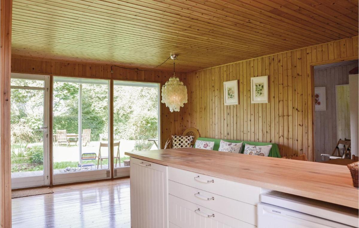 Three-Bedroom Holiday Home In Skibby - Housity
