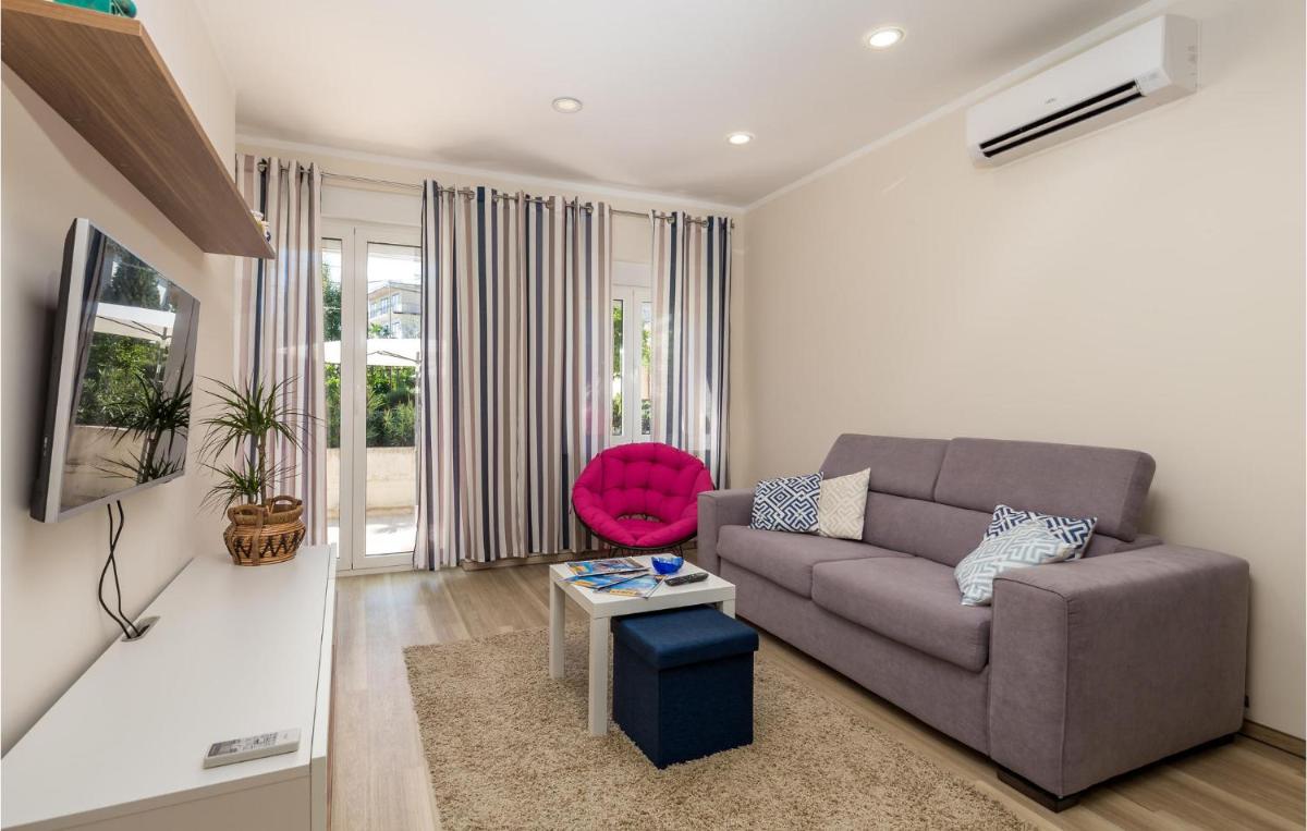 1 Bedroom Stunning Apartment In Lovran - Housity