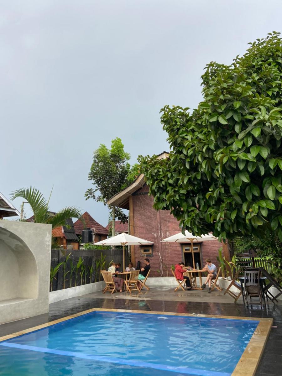 EDRIAN BUNGALOWS - Housity