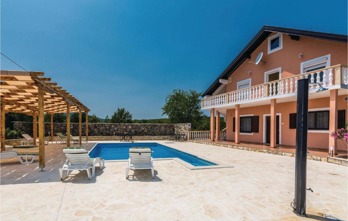 Beautiful Home In Bilisane With Wifi - Housity