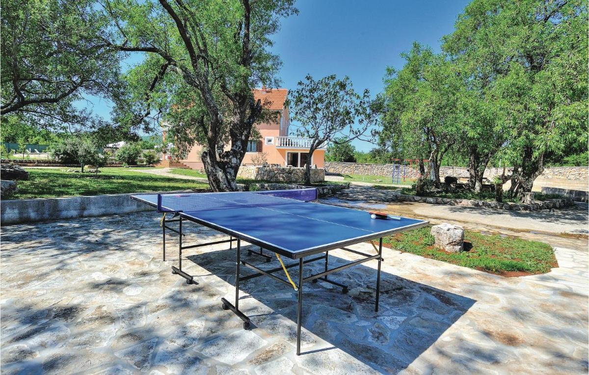 Beautiful Home In Bilisane With Wifi - Housity