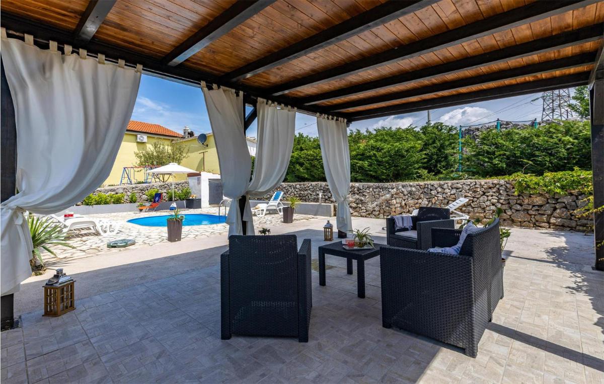 Gorgeous Home In Krasica - Housity