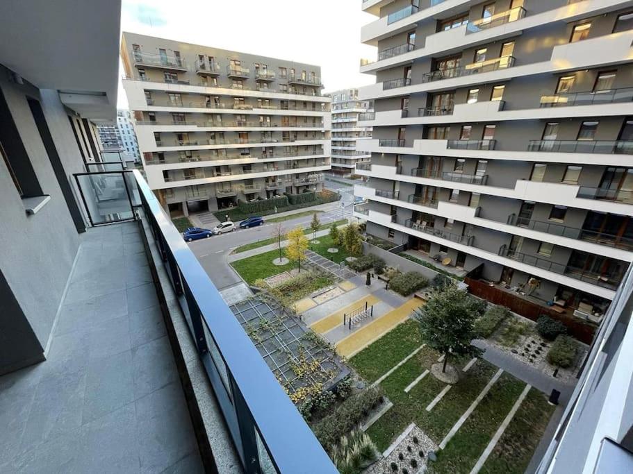 Apartment Wola Tower - Housity