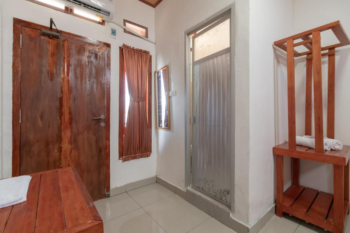 RedDoorz Syariah near Jakabaring Sport City Palembang - Housity