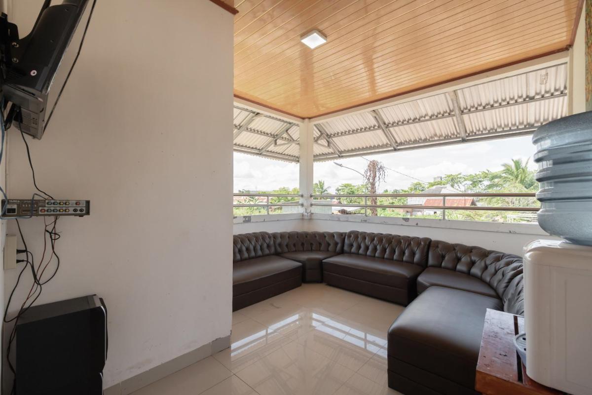 RedDoorz Syariah near Jakabaring Sport City Palembang - Housity