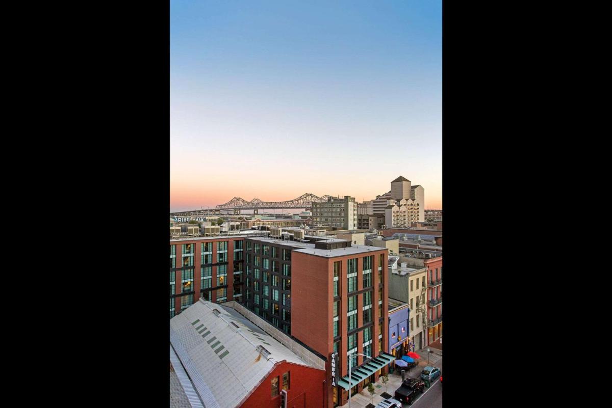 Cambria Hotel New Orleans Downtown Warehouse District - Housity