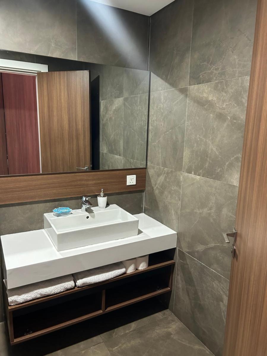 Urban Homes at Pearl - Hizvo