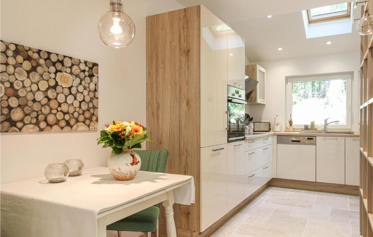 Amazing Home In Nideggen With Wifi - Housity