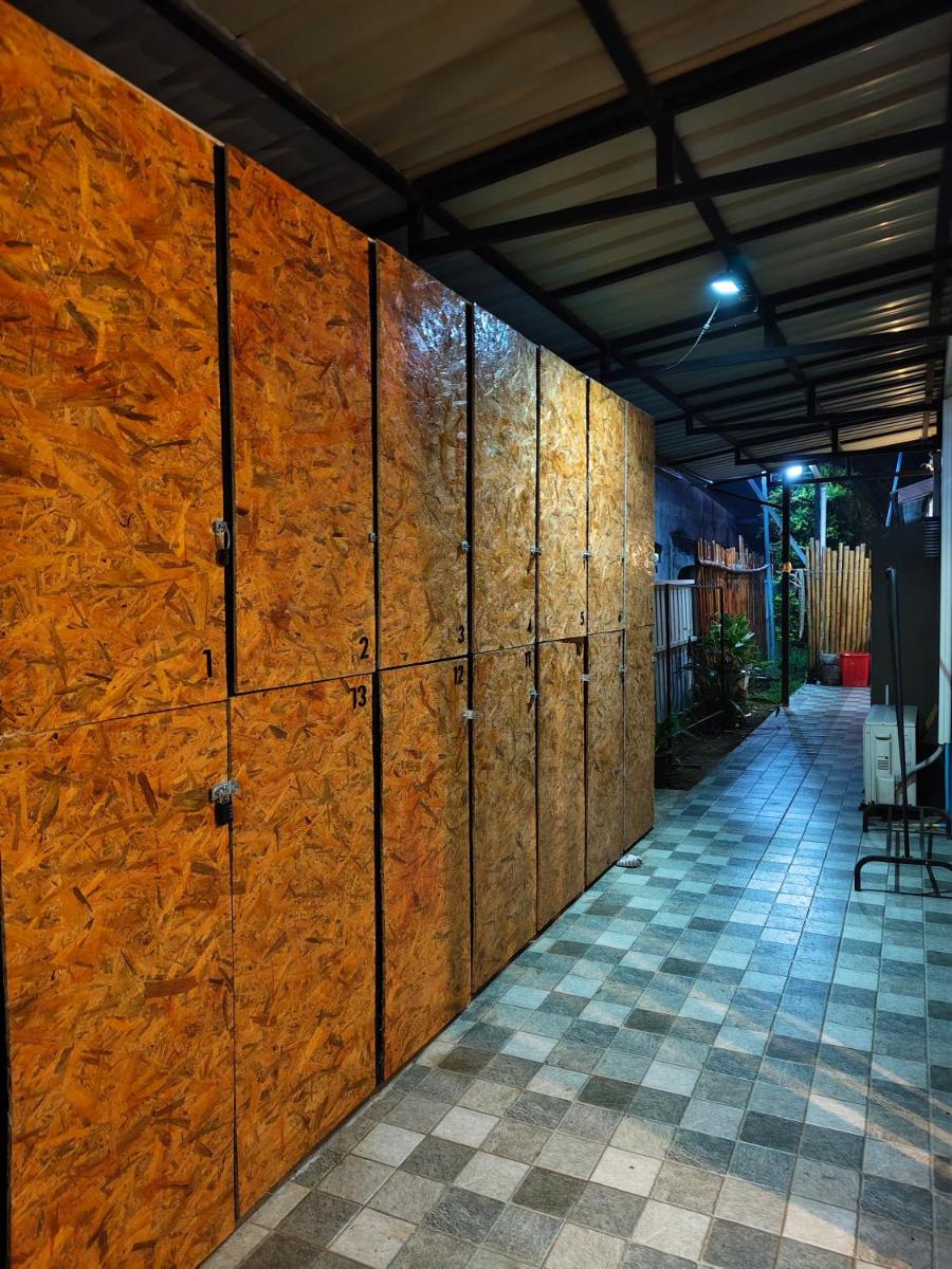 Backpack Hostel Kohyaoyai - Housity