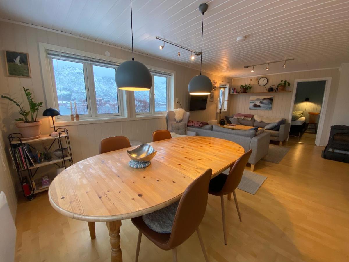 Wilderness House - Housity