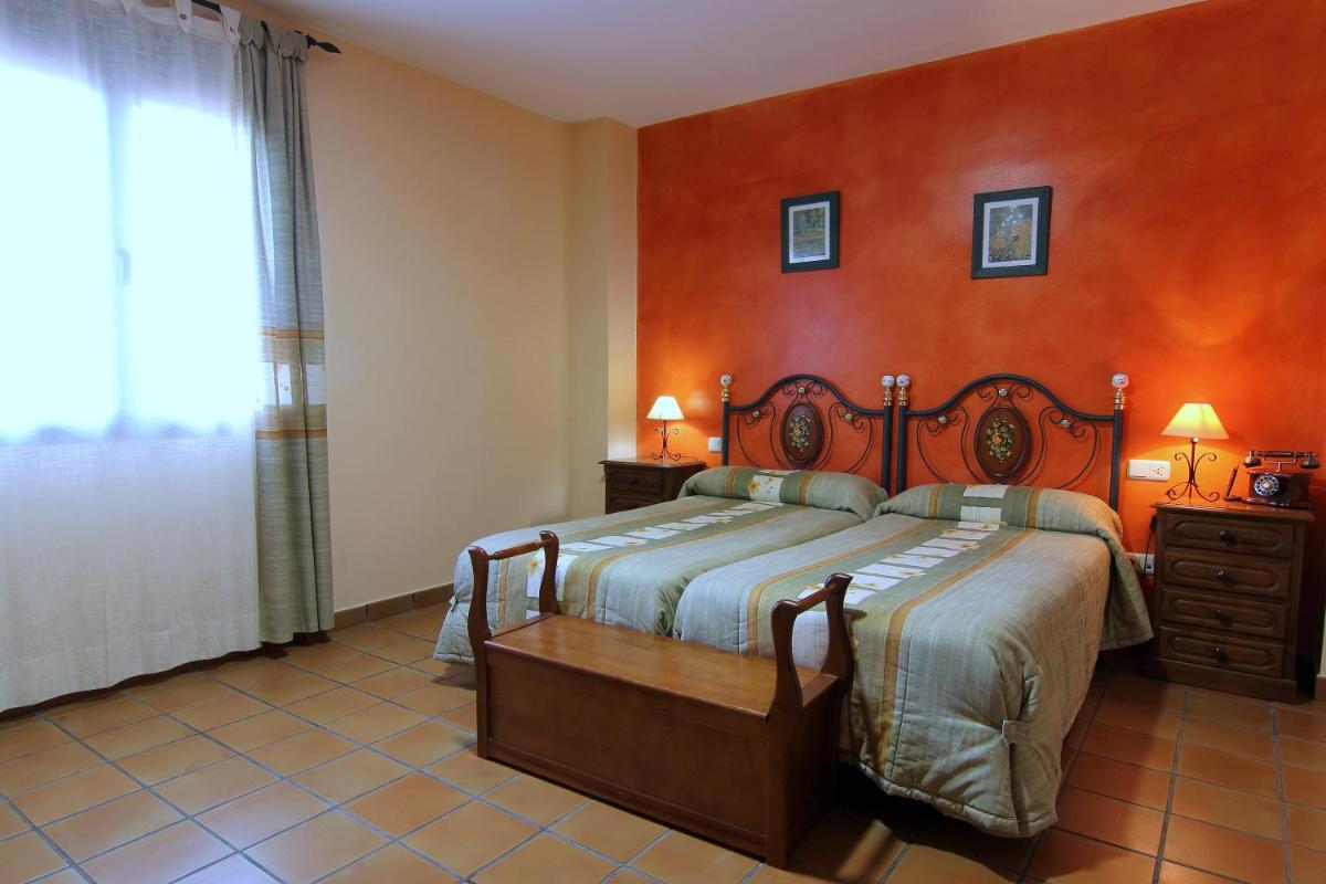 Hotel Rural Hojaranzos - Housity