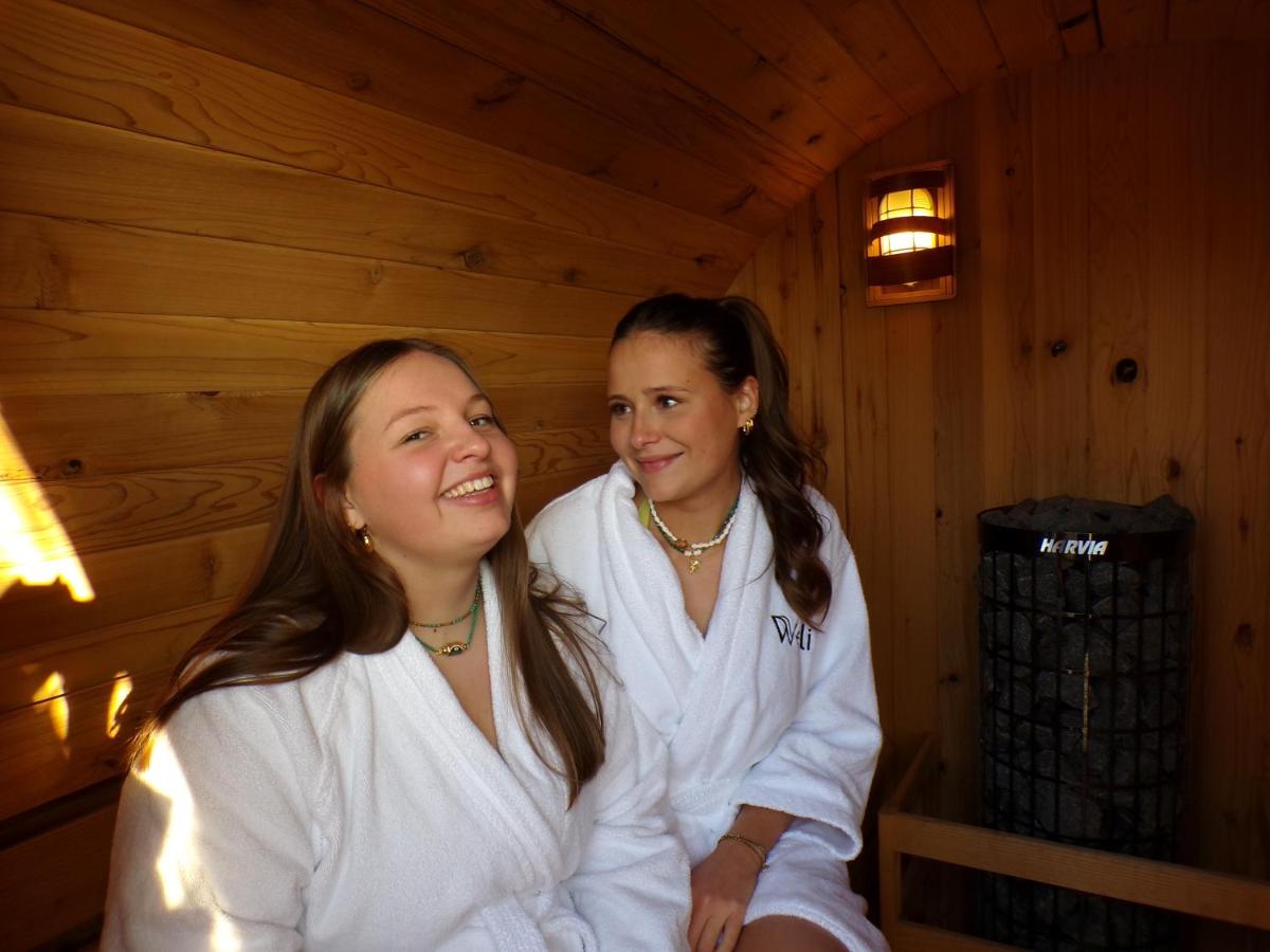Cour 44 - Gite de charme avec sauna et jacuzzi - Housity
